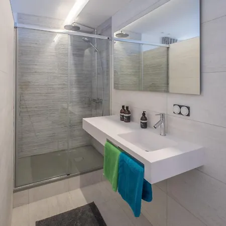 Entire Alosa-sleeps 12-private Pool-garden *
